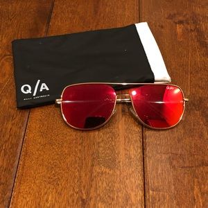 quay running riot sunnies